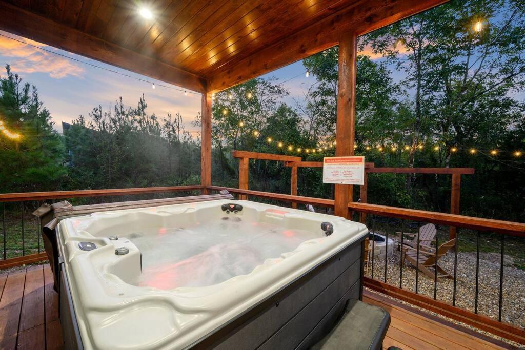 Under The Stars - Secluded, Hot Tub, Firepit, Games Villa Broken Bow Exteriör bild