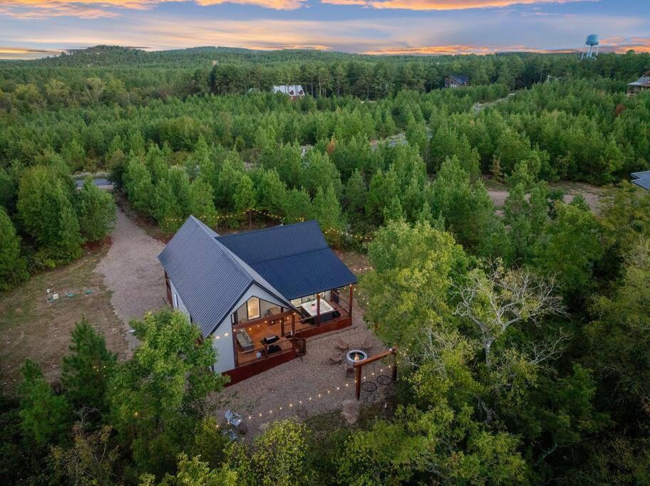 Under The Stars - Secluded, Hot Tub, Firepit, Games Villa Broken Bow Exteriör bild