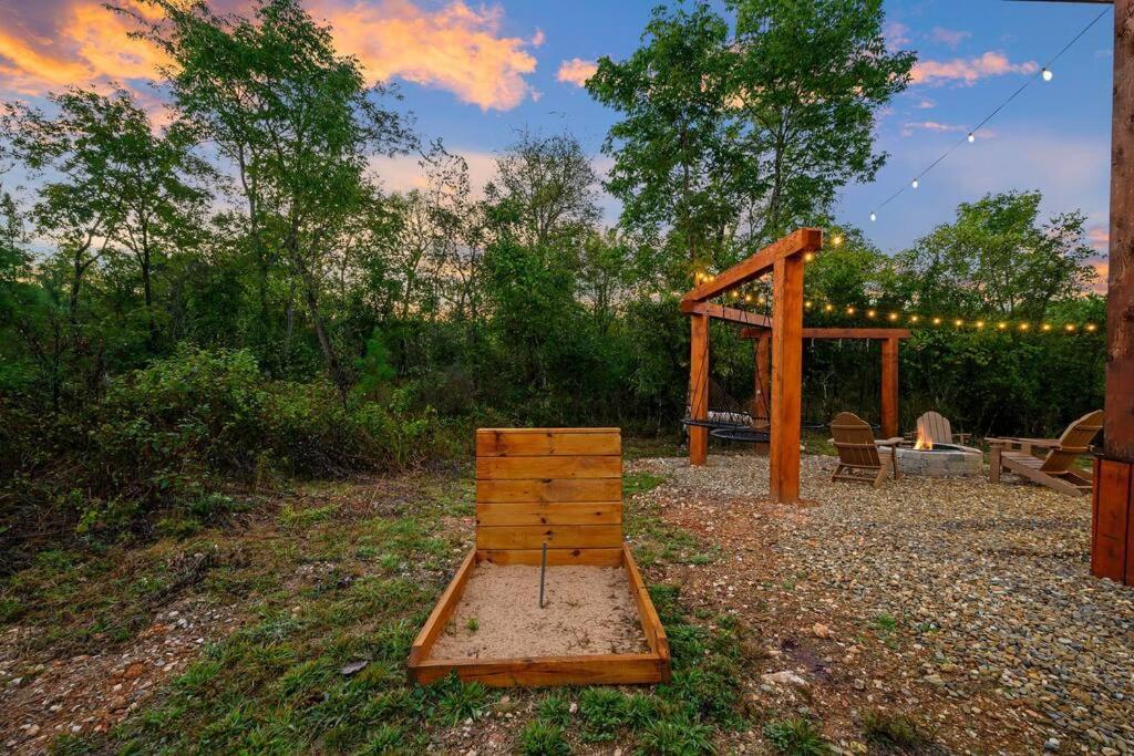 Under The Stars - Secluded, Hot Tub, Firepit, Games Villa Broken Bow Exteriör bild