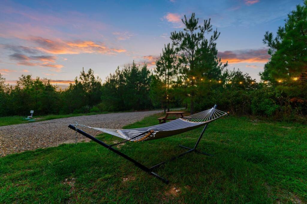 Under The Stars - Secluded, Hot Tub, Firepit, Games Villa Broken Bow Exteriör bild